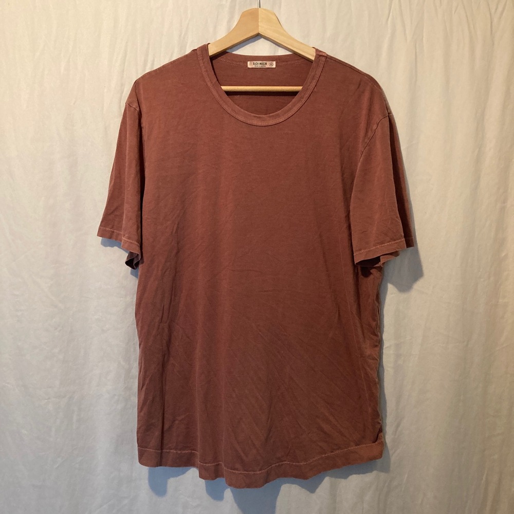 Buck Mason Mens XL Short Sleeve Curved Hem Tee Shirt Faded Rosewood Made in USA